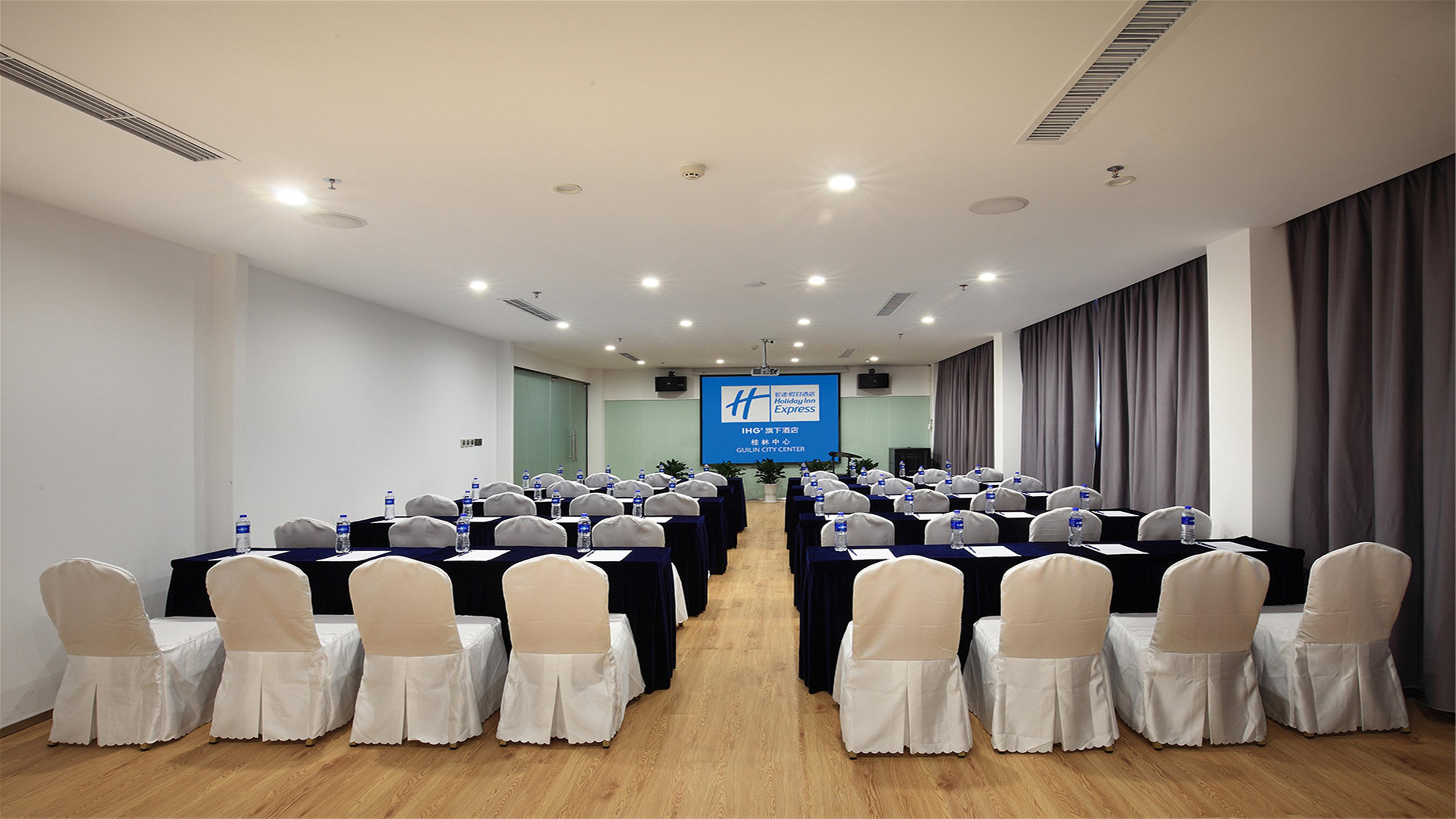 Holiday Inn Express Guilin City Center By Ihg Eksteriør billede
