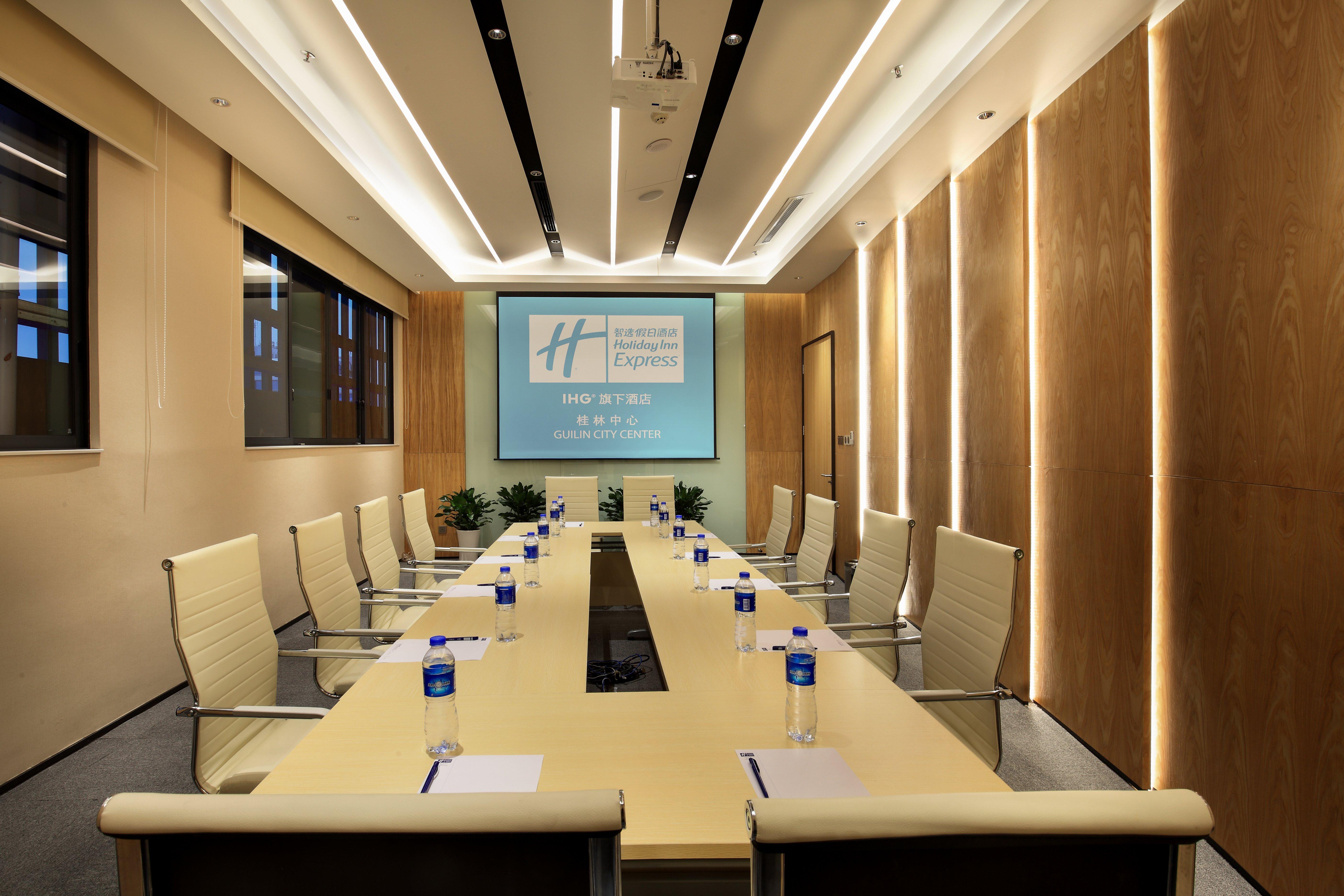 Holiday Inn Express Guilin City Center By Ihg Eksteriør billede
