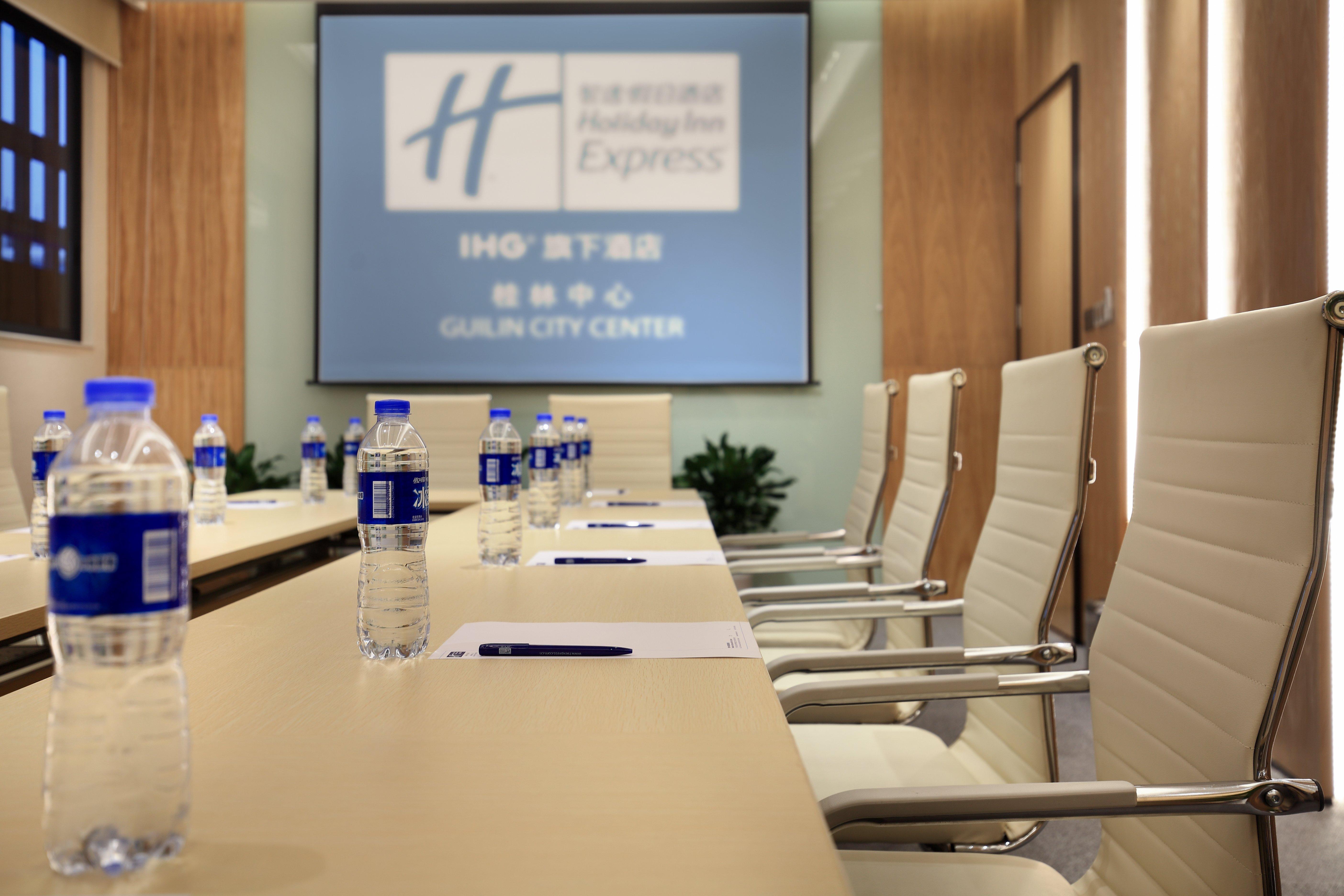 Holiday Inn Express Guilin City Center By Ihg Eksteriør billede